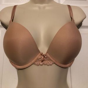 Victoria’s Secret Beige Bra